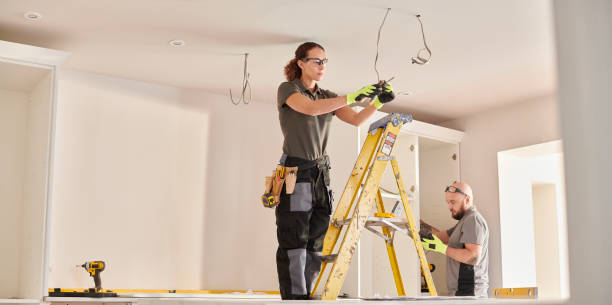 Best Affordable Emergency Electrician  in Redding, CA