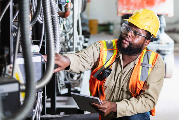 Best 24-Hour Electrician  in Redding, CA
